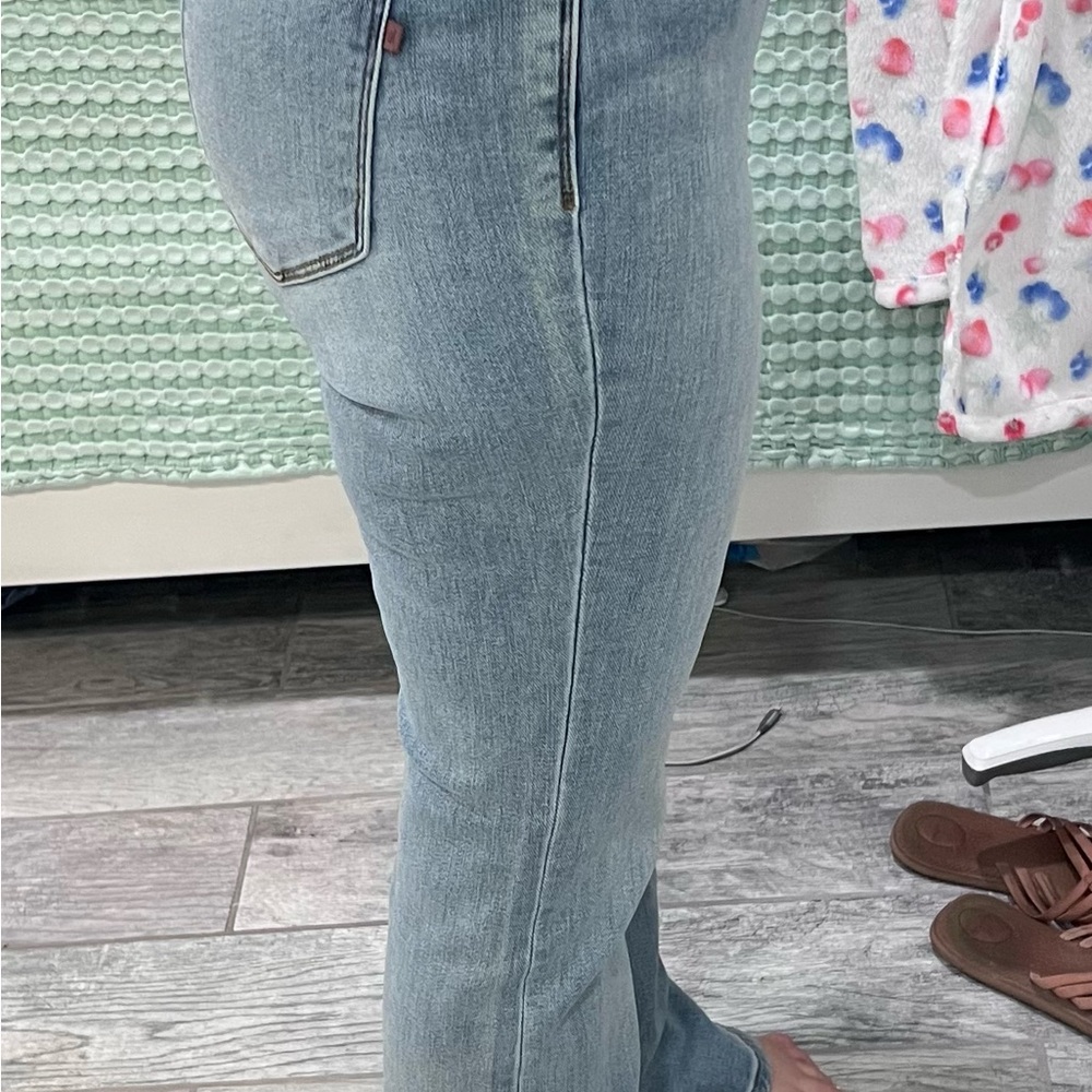 Judy Blue Light Blue Women's Boot Cut Jeans- super stretch